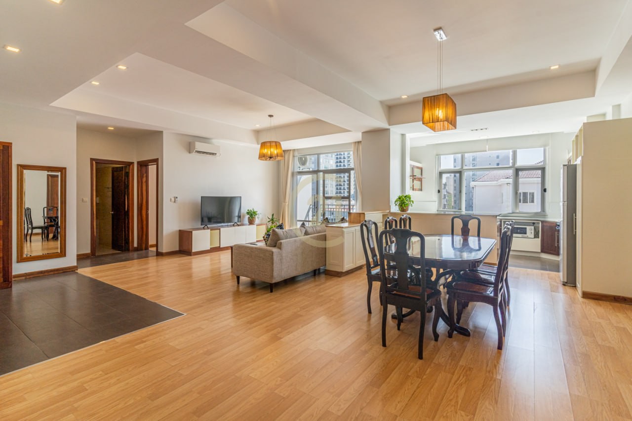 ELEGANT THREE BEDROOM FOR RENT
