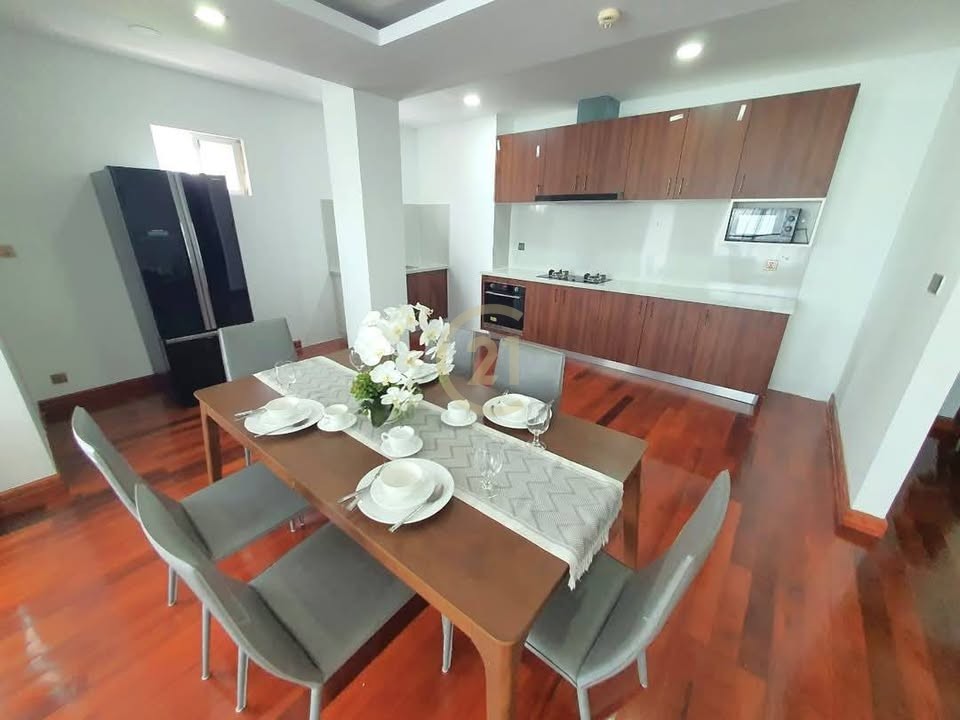 Luxury Penthouse For Rent At BKK1