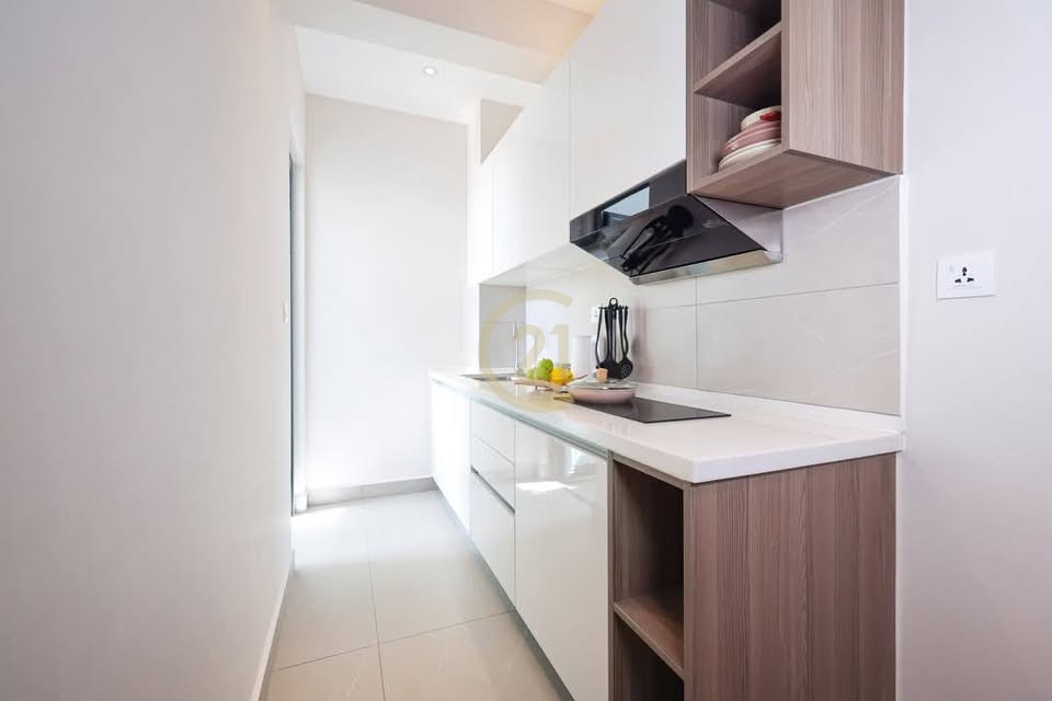 COZY ONE BEDROOM AT URBAN VILLAGE