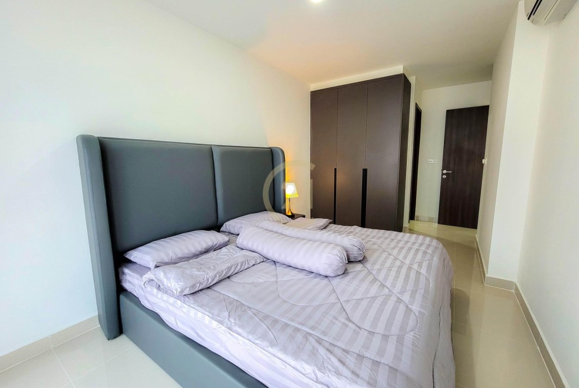 MODERN TWO BEDROOM FOR RENT AT THE PEAK