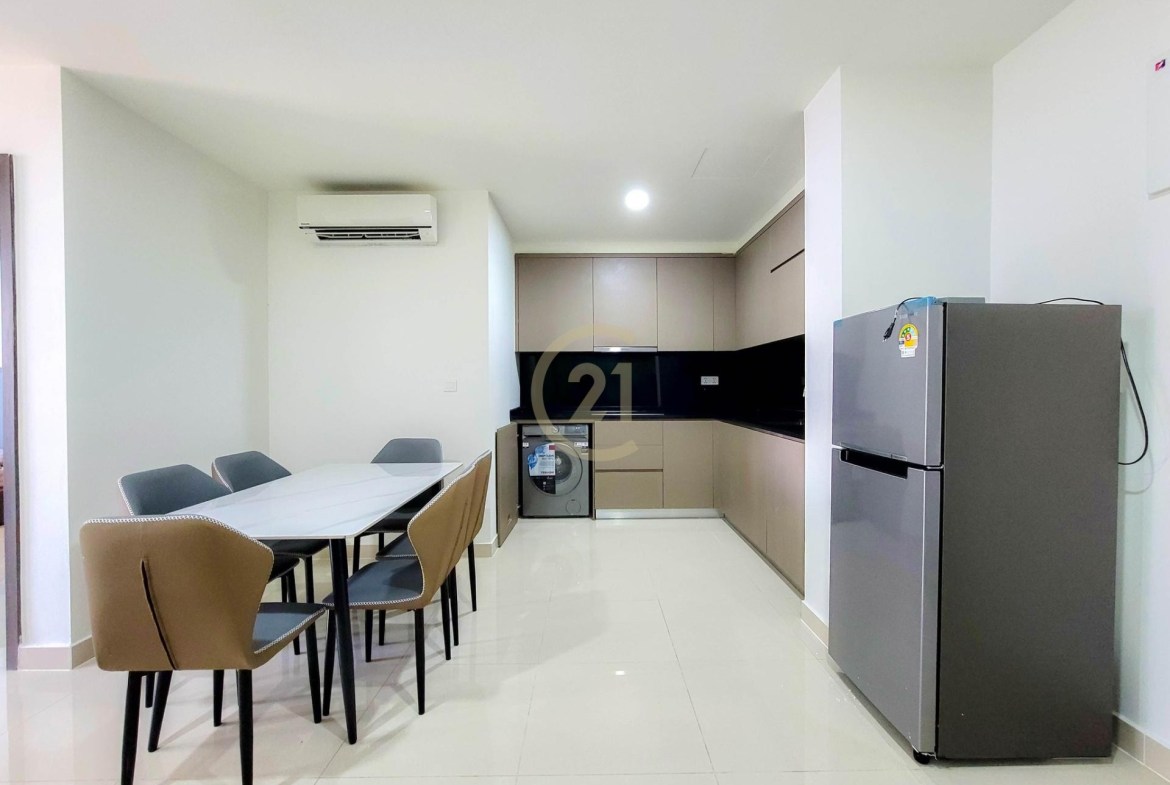 MODERN TWO BEDROOM FOR RENT AT THE PEAK