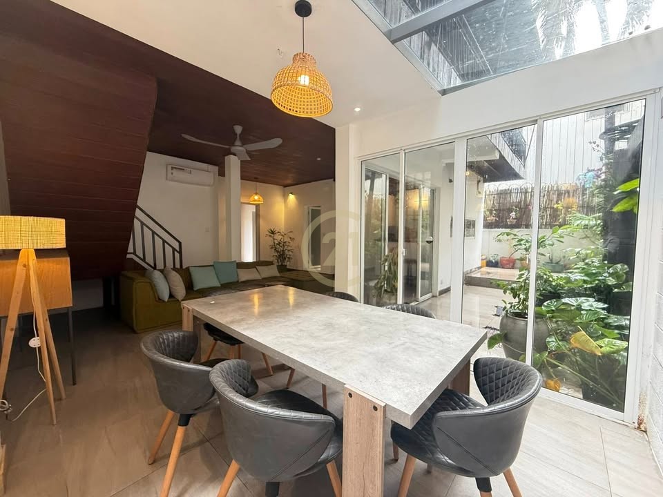 503893260_1781610249451444_5171433252129007816_n RENOVATED THREE BEDROOM FOR RENT AT BTB