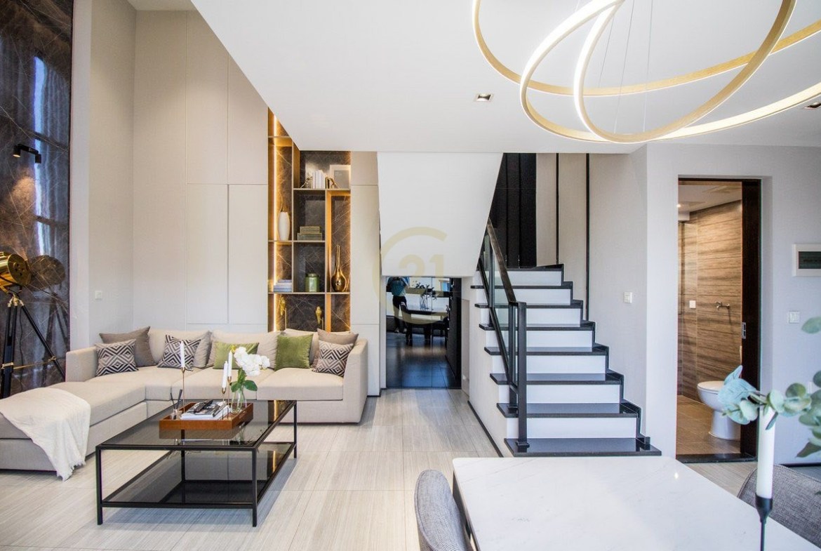 DUPLEX ONE BEDROOM FOR RENT AT BTB