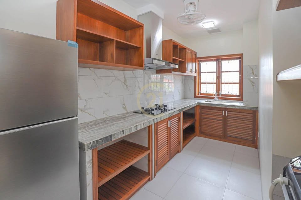 New Renovated Style 1-Bedroom Apartment with Balcony in BKK1