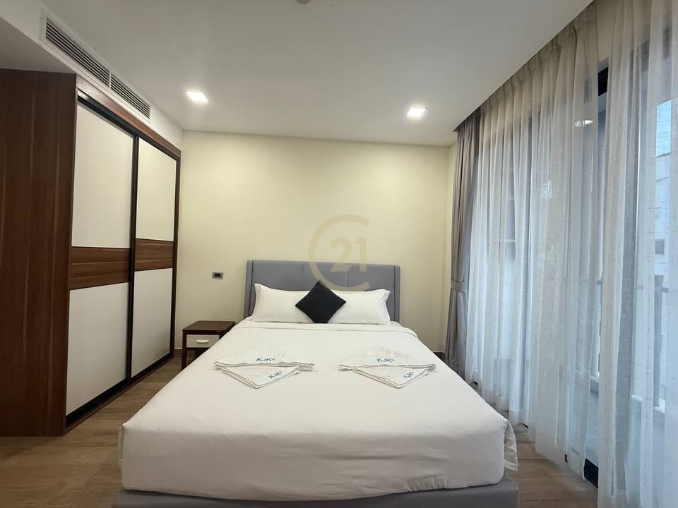 LUXURIOUS TWO BEDROOM FOR RENT AT TOUL SVAY PREY