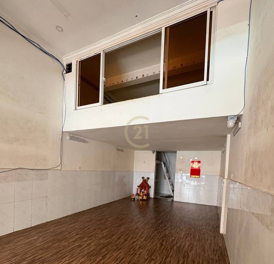 Ground Floor Shophouse for Rent | Toul Svay Prey