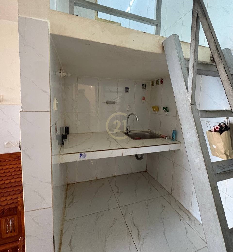 Ground Floor Shophouse for Rent | Toul Svay Prey