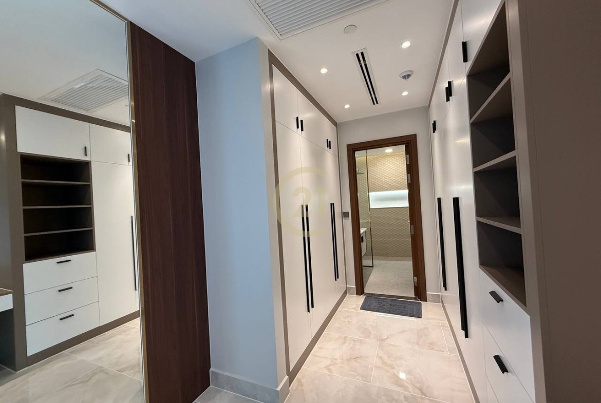 Luxury Two bedroom For rent at BKK1
