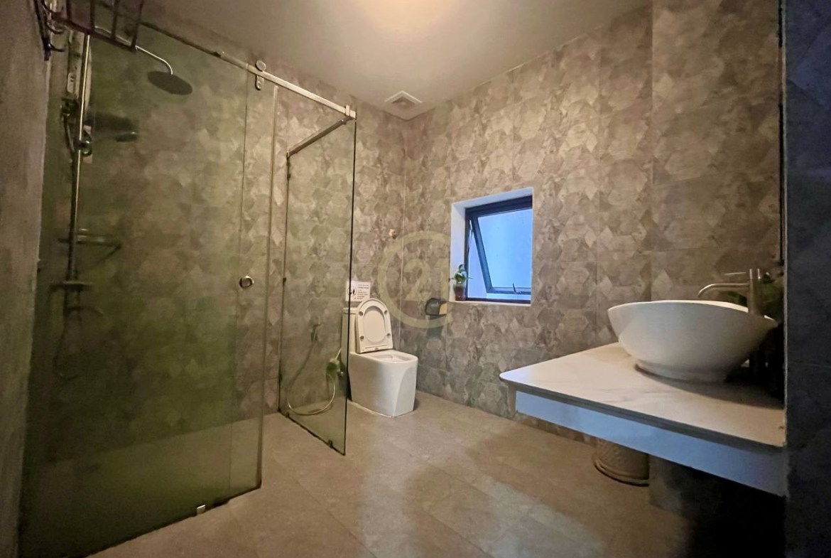 Western Two bedroom For rent at Tonle Bassac