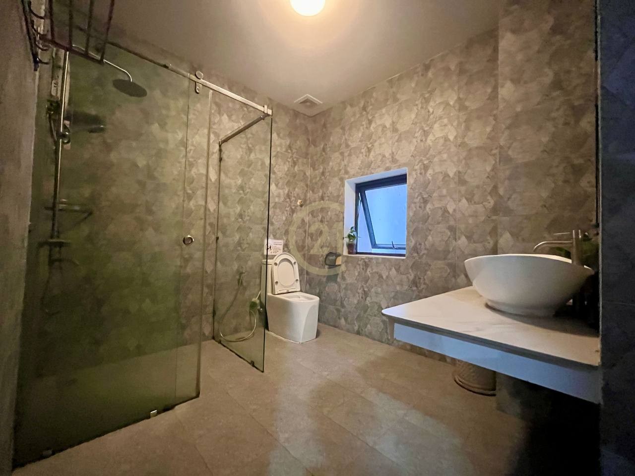 Western Two bedroom For rent at Tonle Bassac
