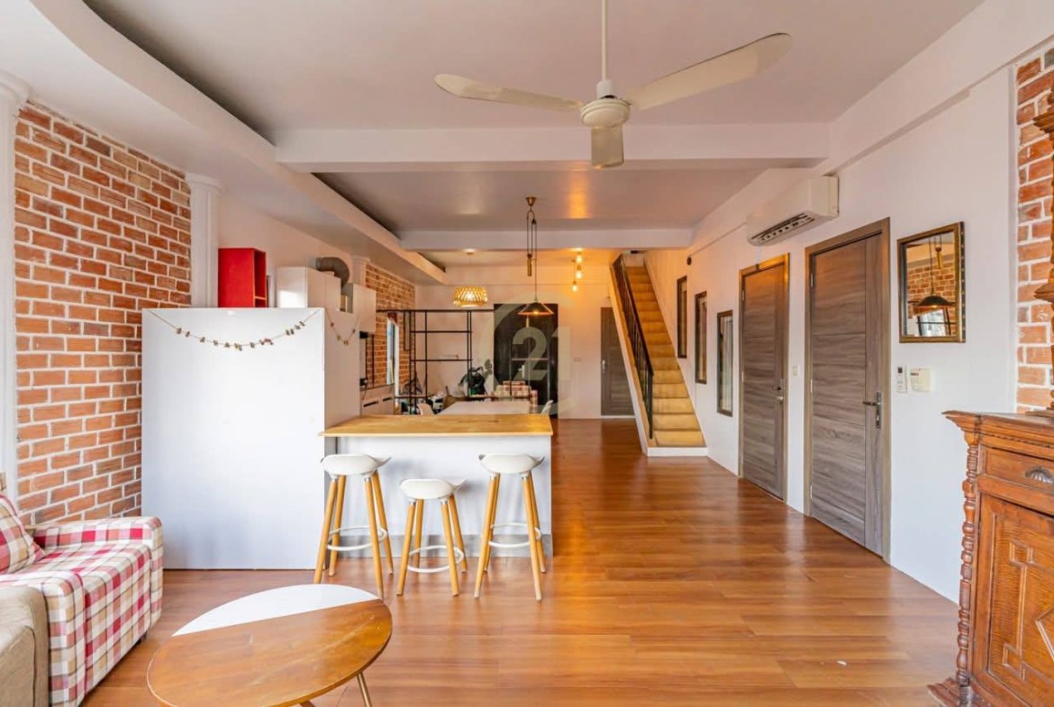 RENOVATE THREE BEDROOM FOR RENT