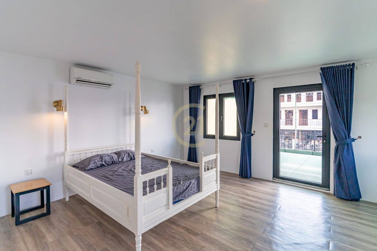 RENOVATE THREE BEDROOM FOR RENT