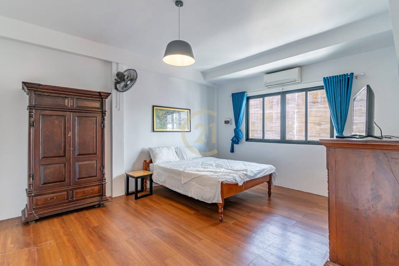 RENOVATE THREE BEDROOM FOR RENT