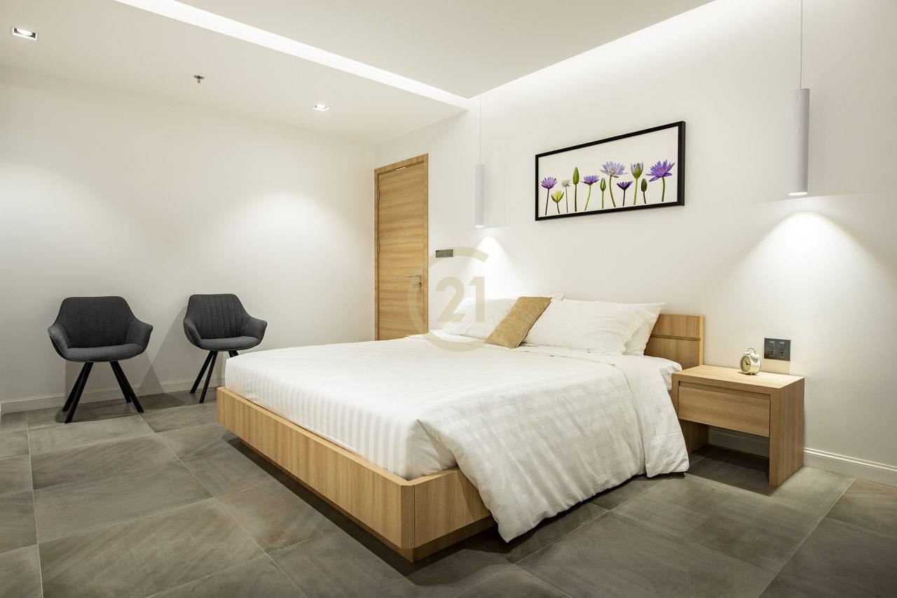 STYLISH TWO BEDROOM FOR RENT AT BKK1