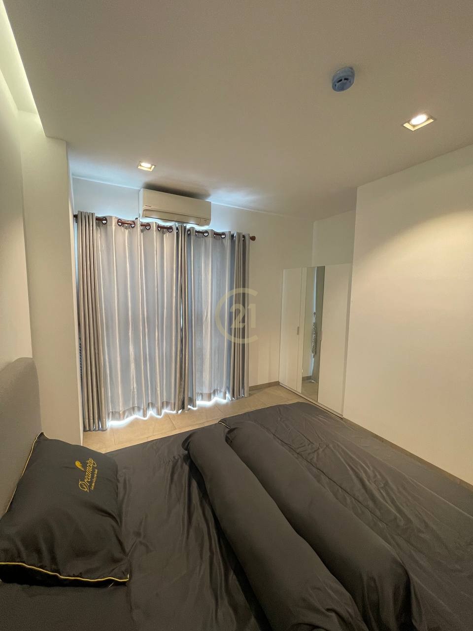 Condo for rent at Urban Village