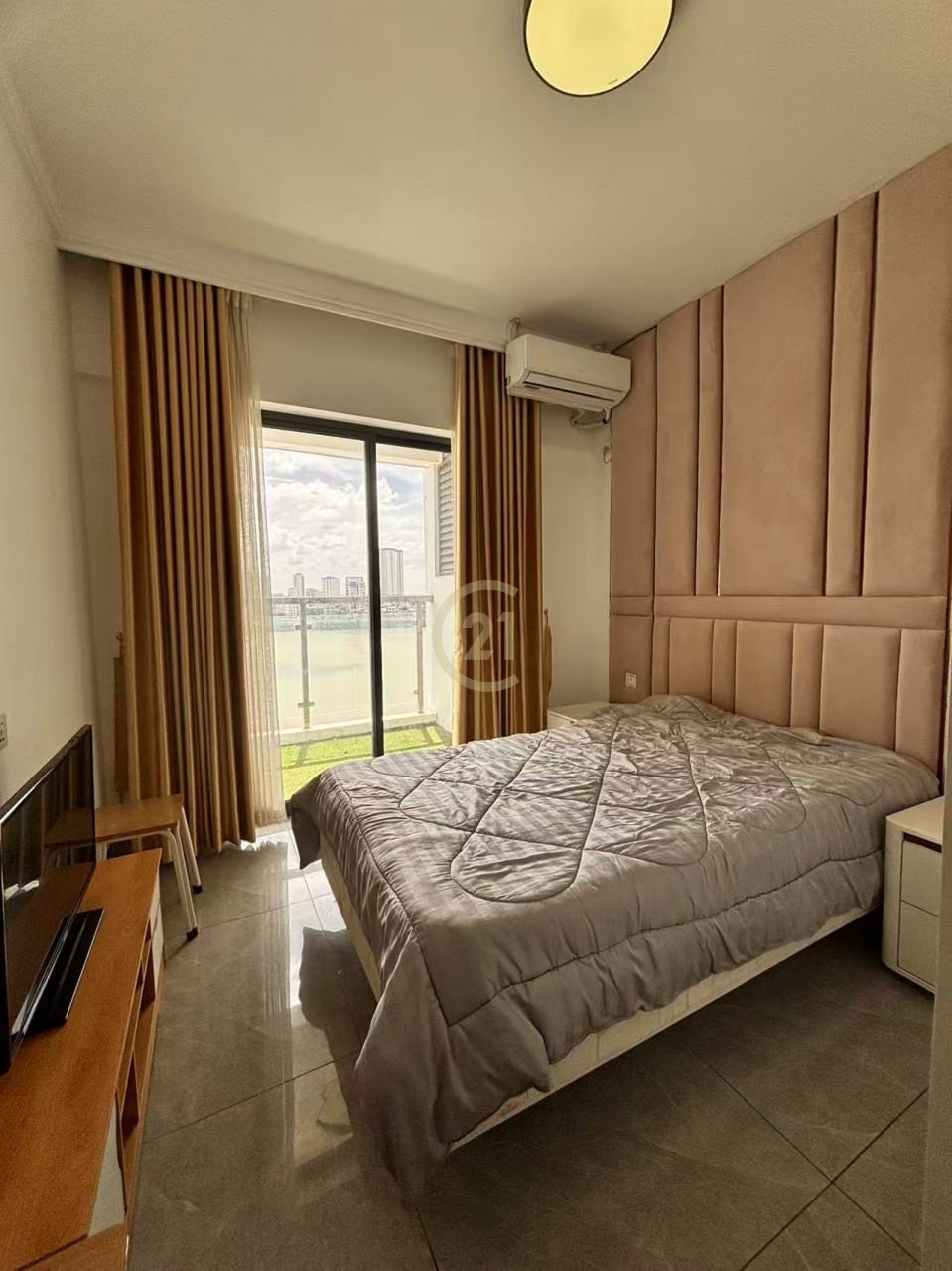 Luxury Condo for rent