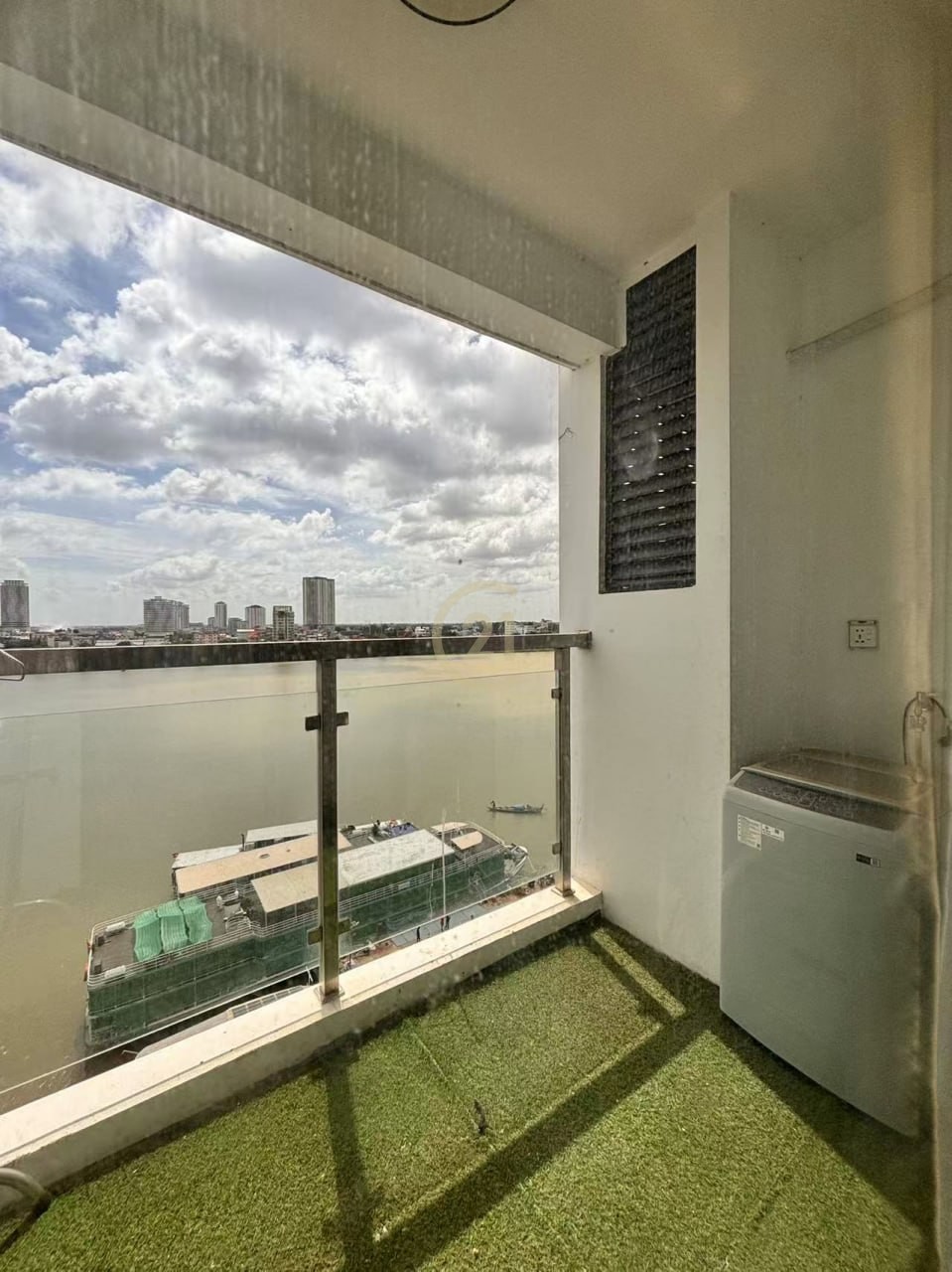 Luxury Condo for rent