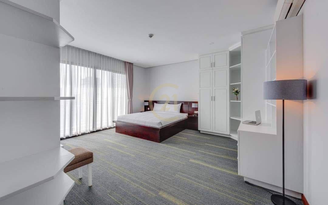 PRECIOUS THREE BEDROOM FOR RENT AT BKK1