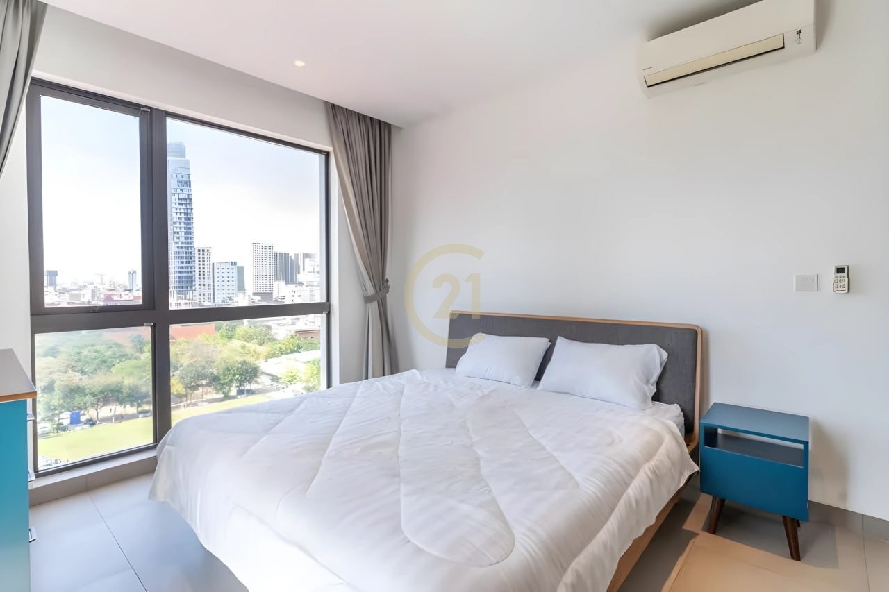 LUXURIOUS TWO BEDROOM FOR RENT AT BKK1