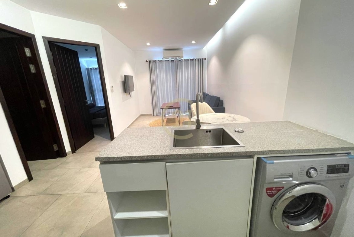 Cozy One Bedroom For Rent At Urban Village 