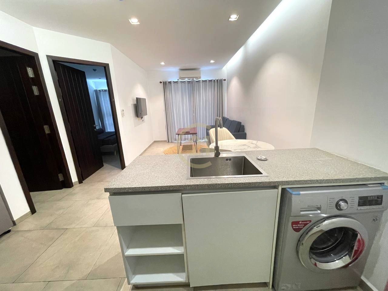 Cozy One Bedroom For Rent At Urban Village 