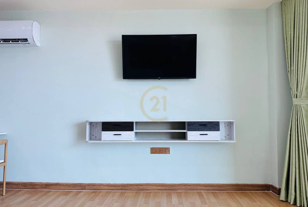 Luxury One Bedroom For Rent At Olympic 