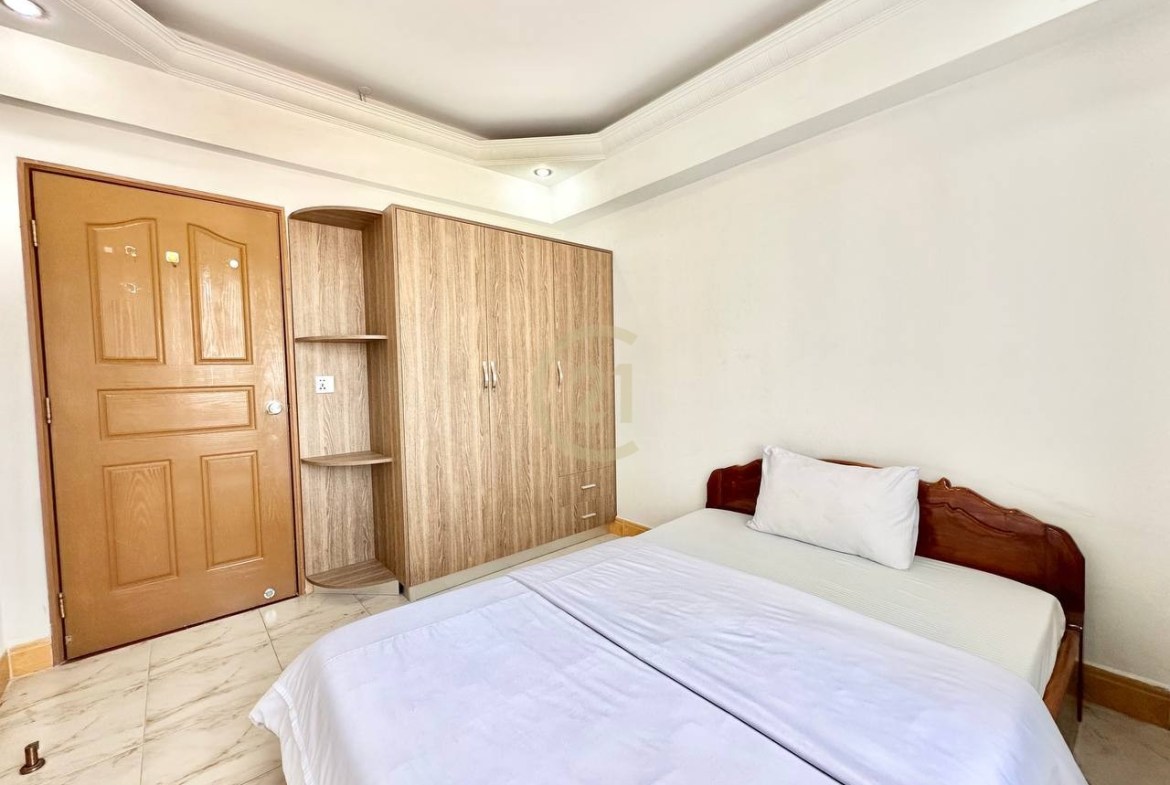 Cozy Two bedroom For rent at Toul Svayprey