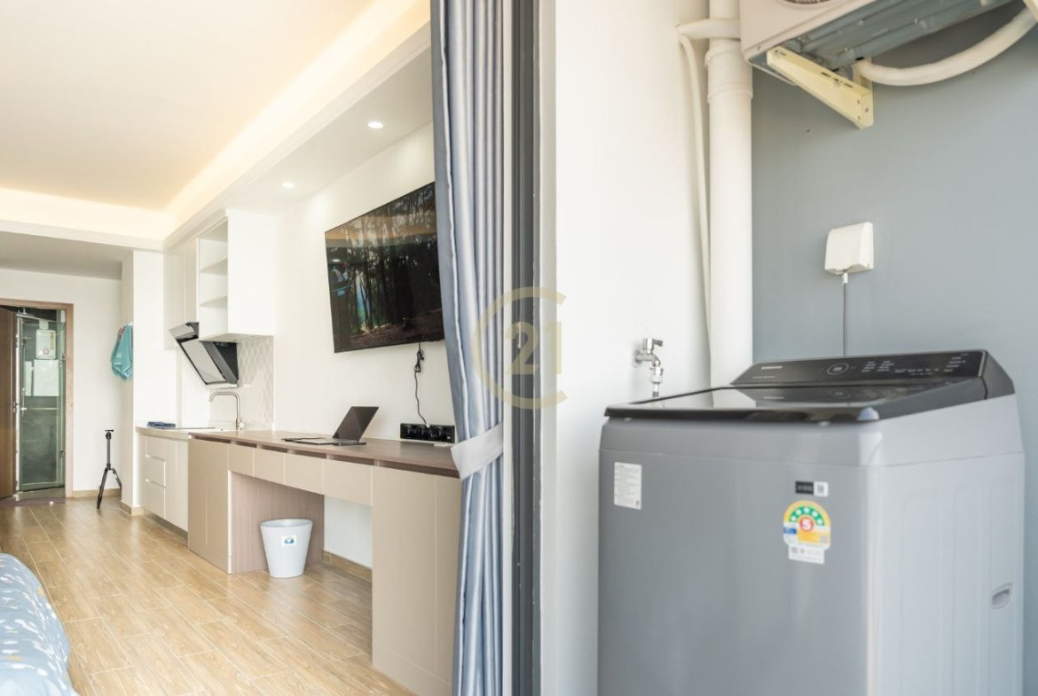 Luxury Studio Room For Rent At Mogan