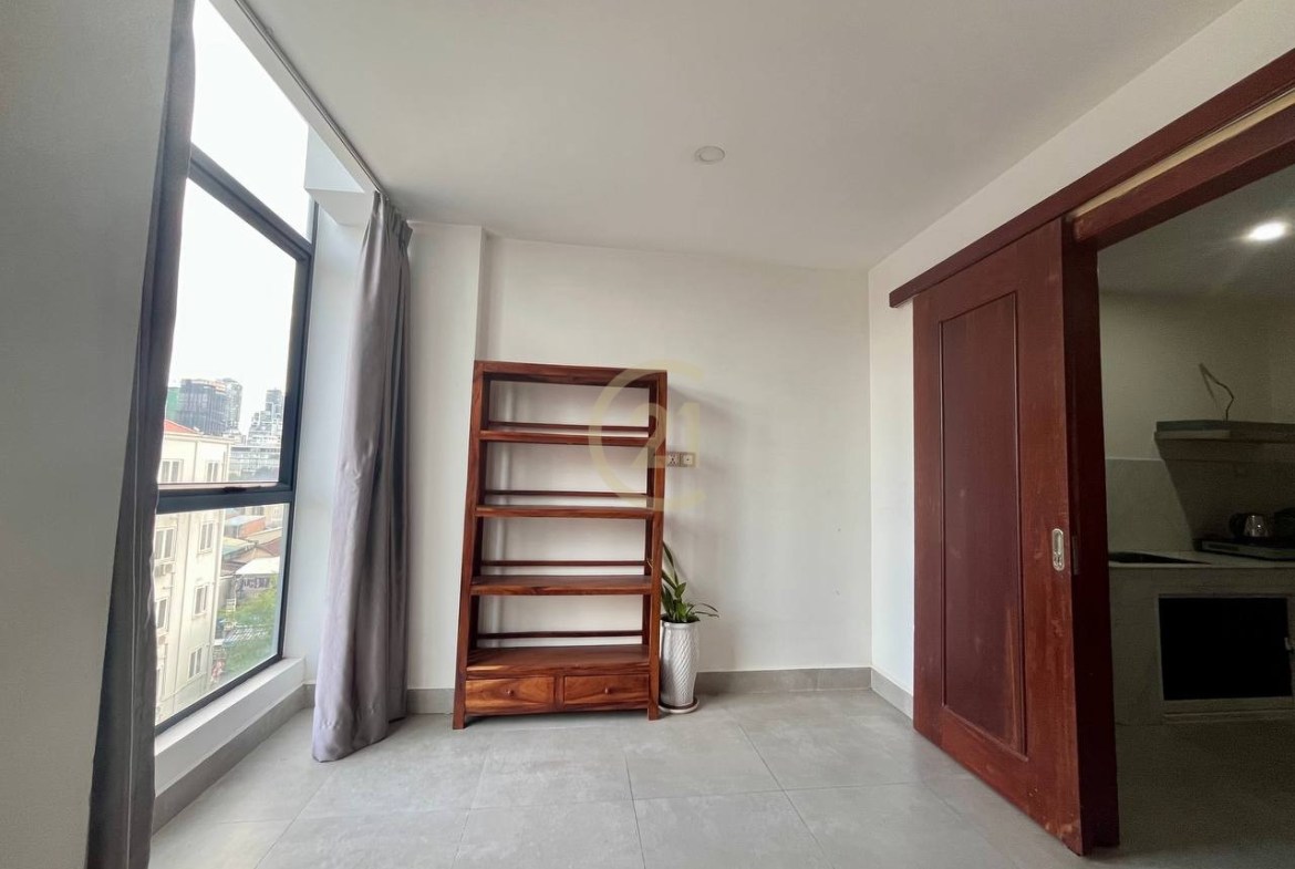 Western Two bedroom For rent at Tonle Bassac