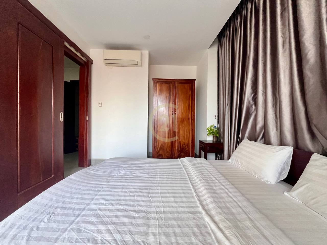 Western Two bedroom For rent at Tonle Bassac