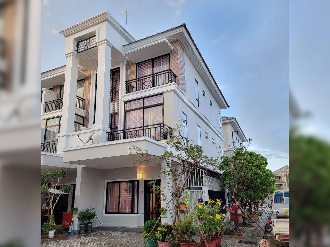 Villa LA 4 Bedroom For Rent at Peng Hout Boeng Snor