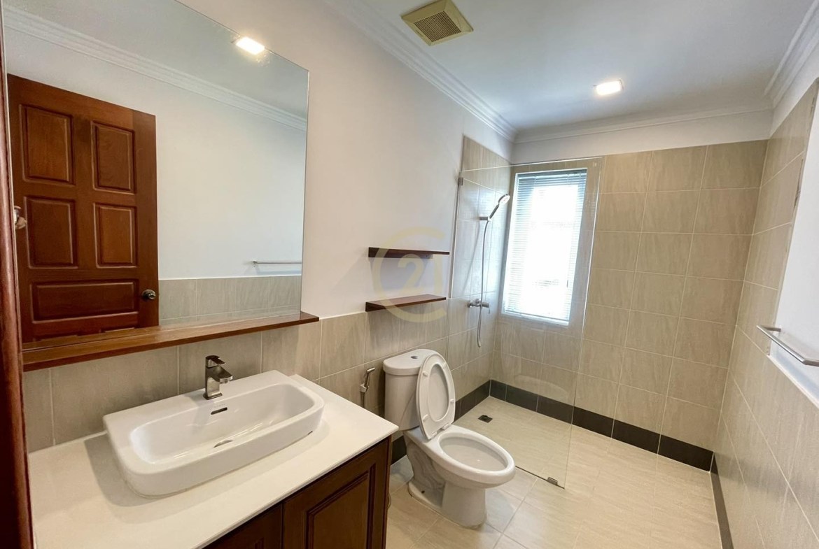 MODERN ONE BEDROOM FOR RENT-BKK1