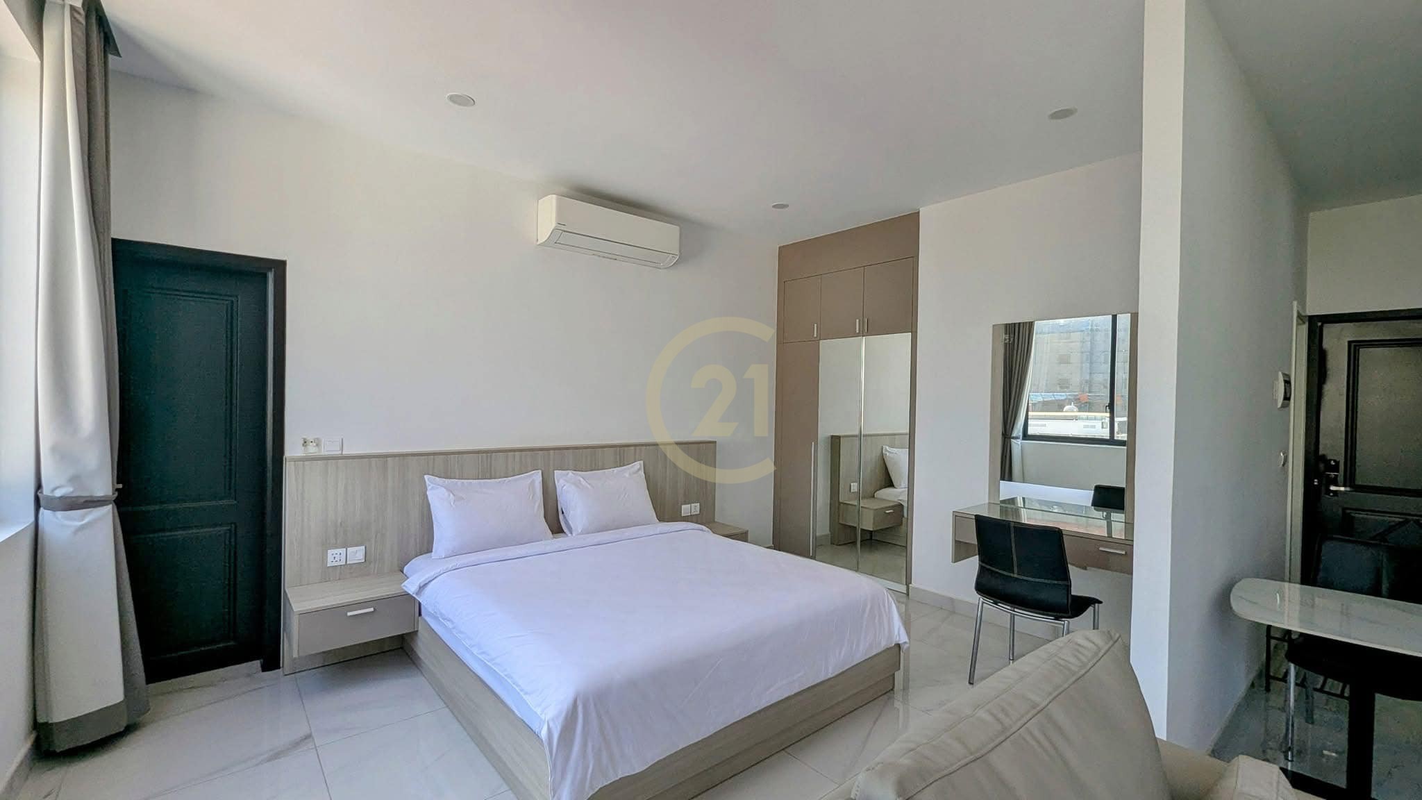 Brand New Studio Apartment for Rent |1 Minute to BKK1 |Phnom Penh