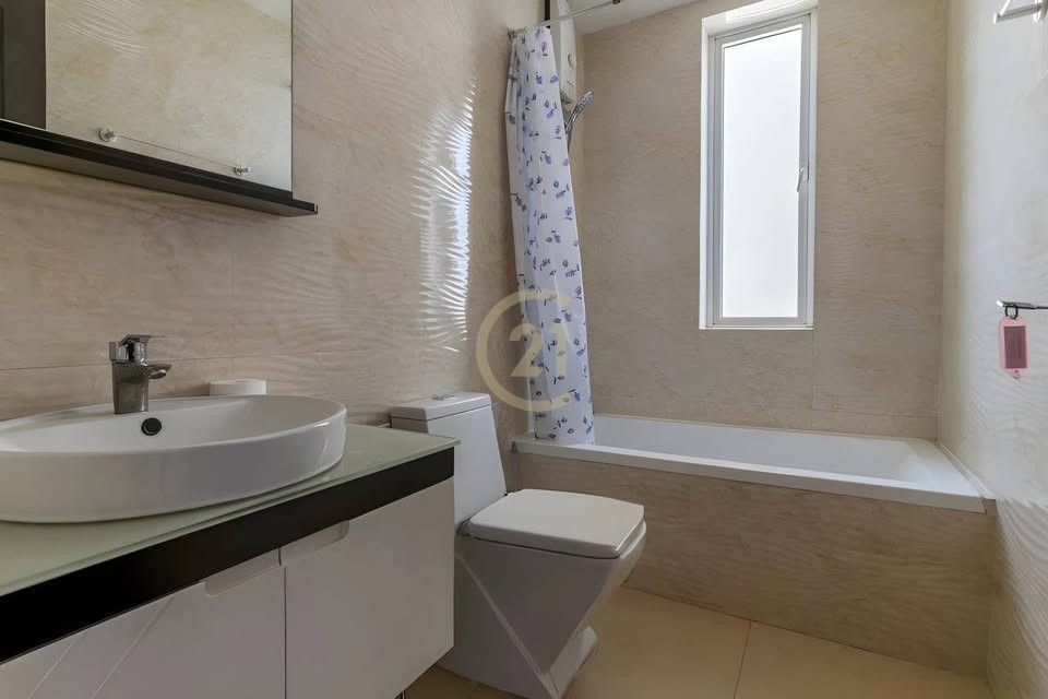 505726719_1391313115457671_608996048292342587_n SPECIOUS THREE BEDROOM FOR RENT-AEON MALL