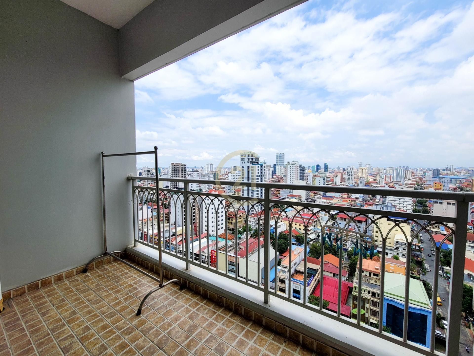 1 Bedroom For Rent at De Castle Royal BKK1
