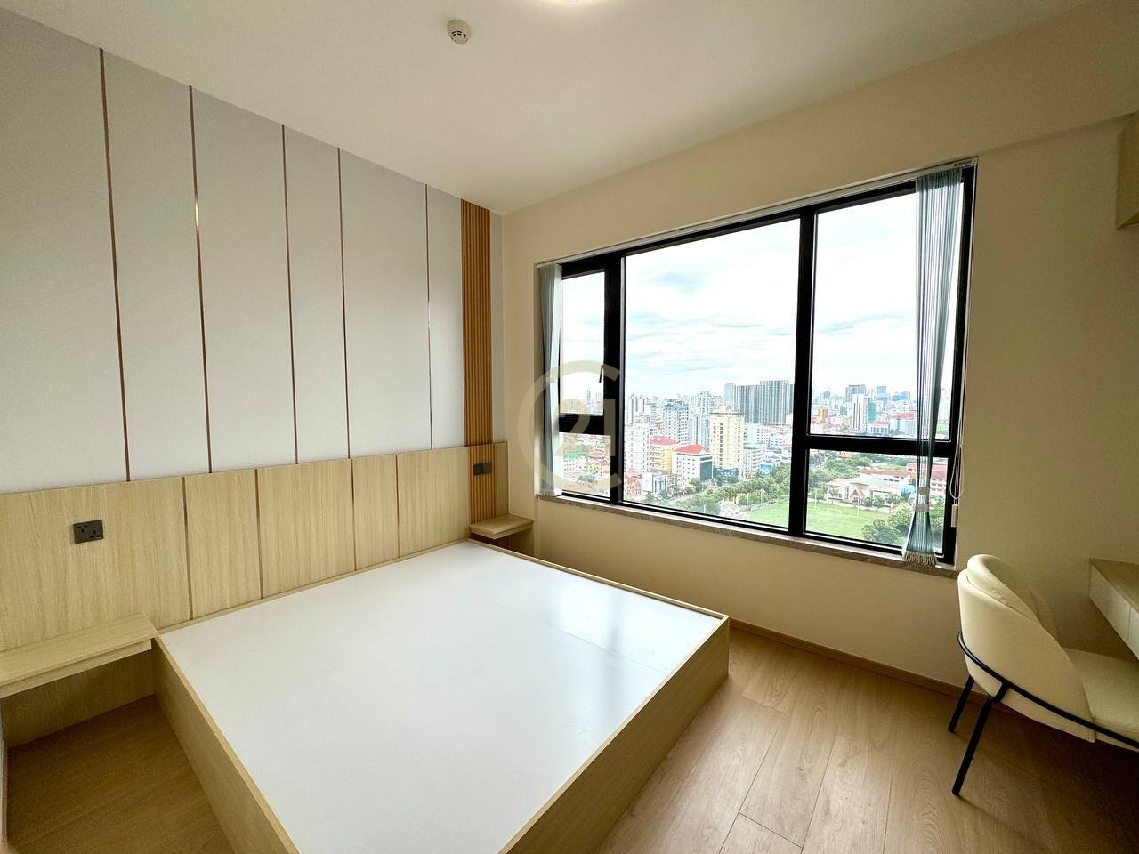 Beautiful 2 Bedroom For Rent At The Pinnacle Residence