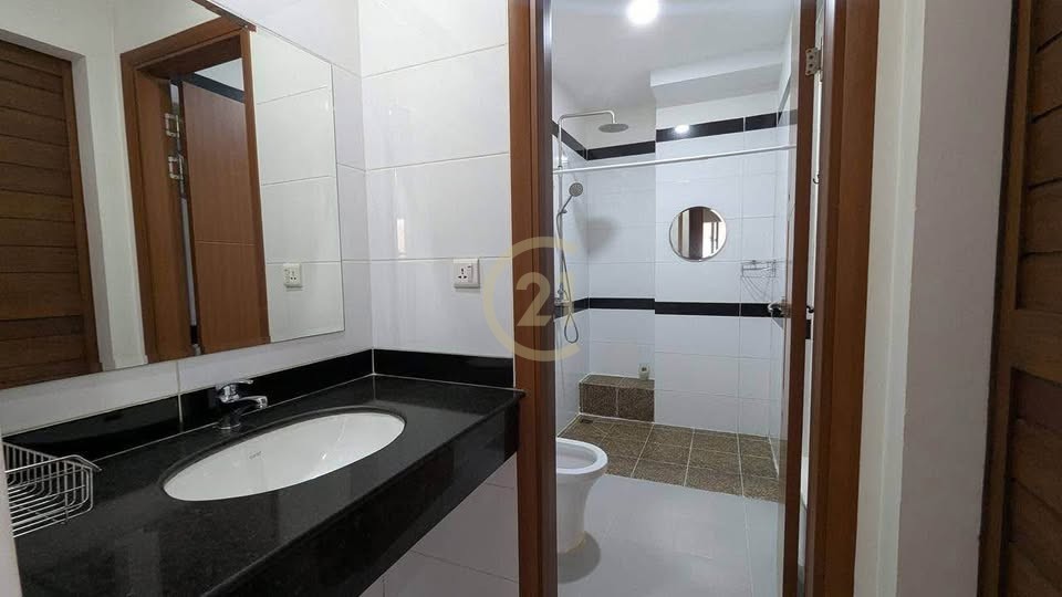 WESTERN ONE BEDROOM FOR RENT-PHSAR DAEUM THKOV