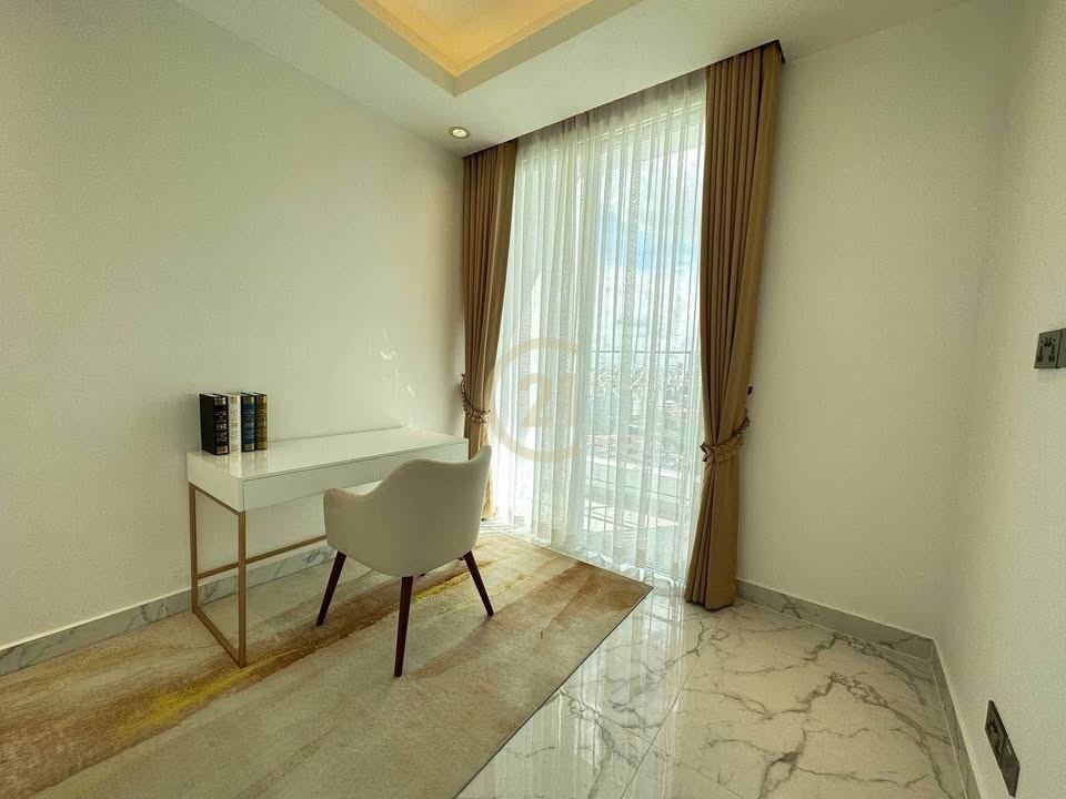 LUXURIOUS TWO BEDROOM FOR RENT-BKK1