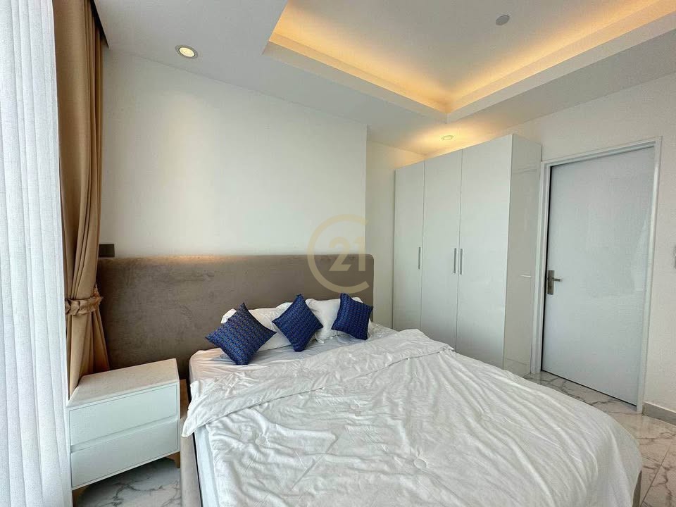 LUXURIOUS TWO BEDROOM FOR RENT-BKK1