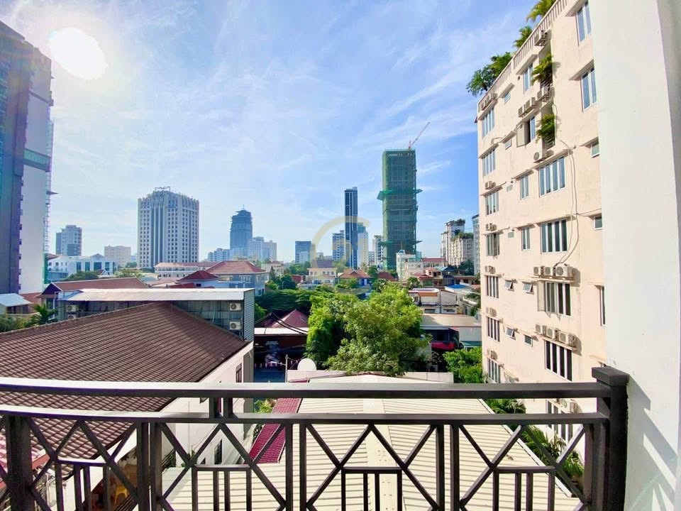 SPECIOUS ONE BEDROOM FOR RENT-BKK1