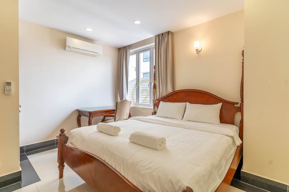 PRECIOUS TWO BEDROOM FOR RENT-BKK1