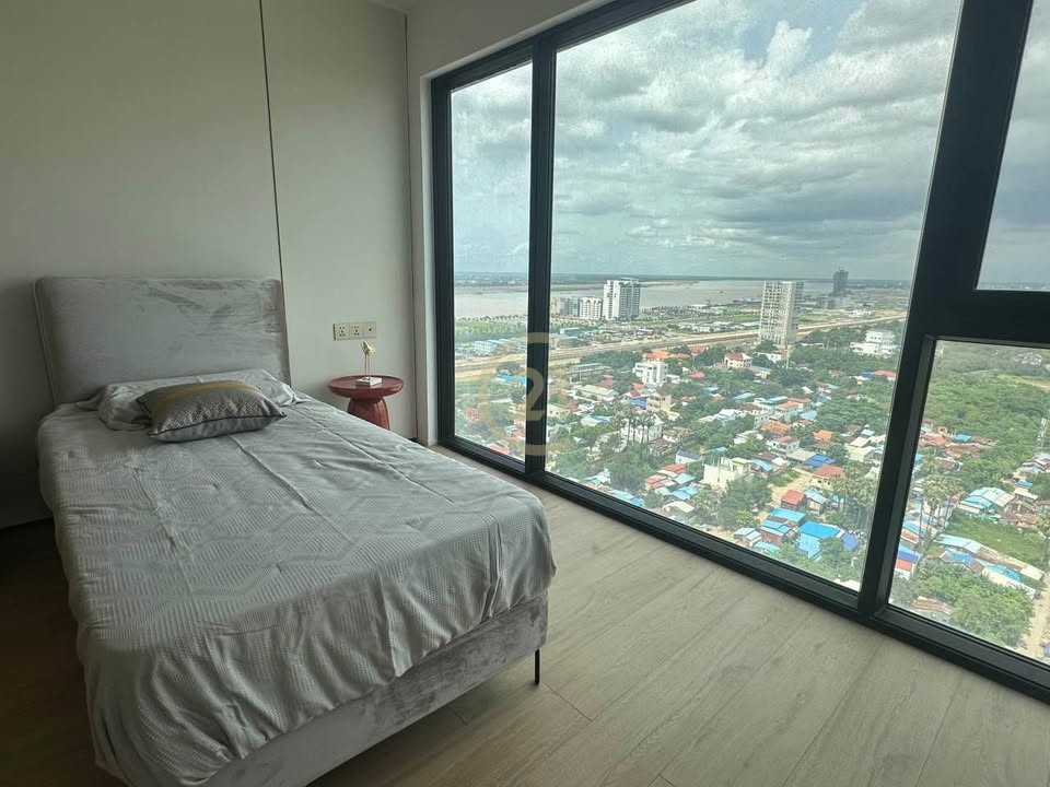 518506917_3827407347556576_85085193408362425_n COZY THREE BEDROOM FOR RENT WITH RIVER VIEW