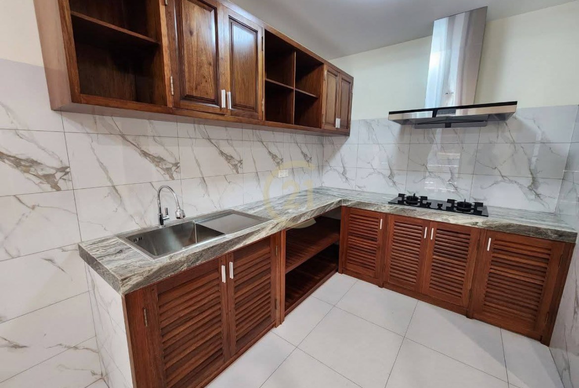 Luxury One Bedroom For Rent At BKK1