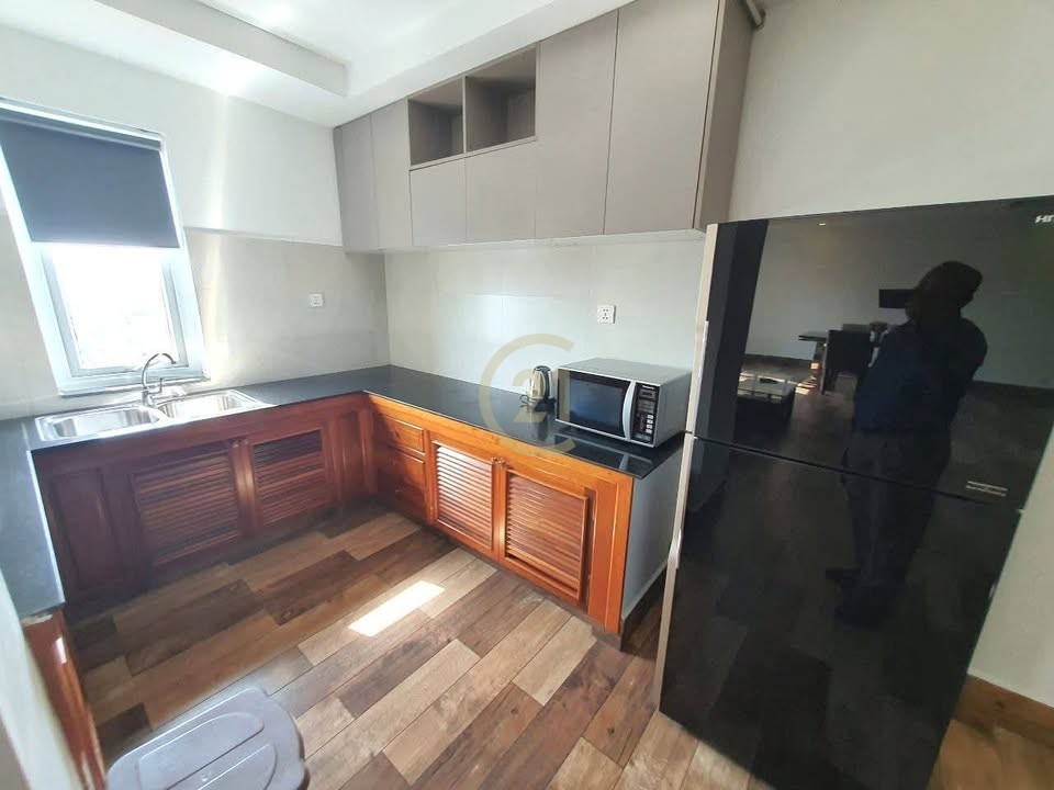 MODERN FOUR BEDROOM FOR RENT-OLYMPIC