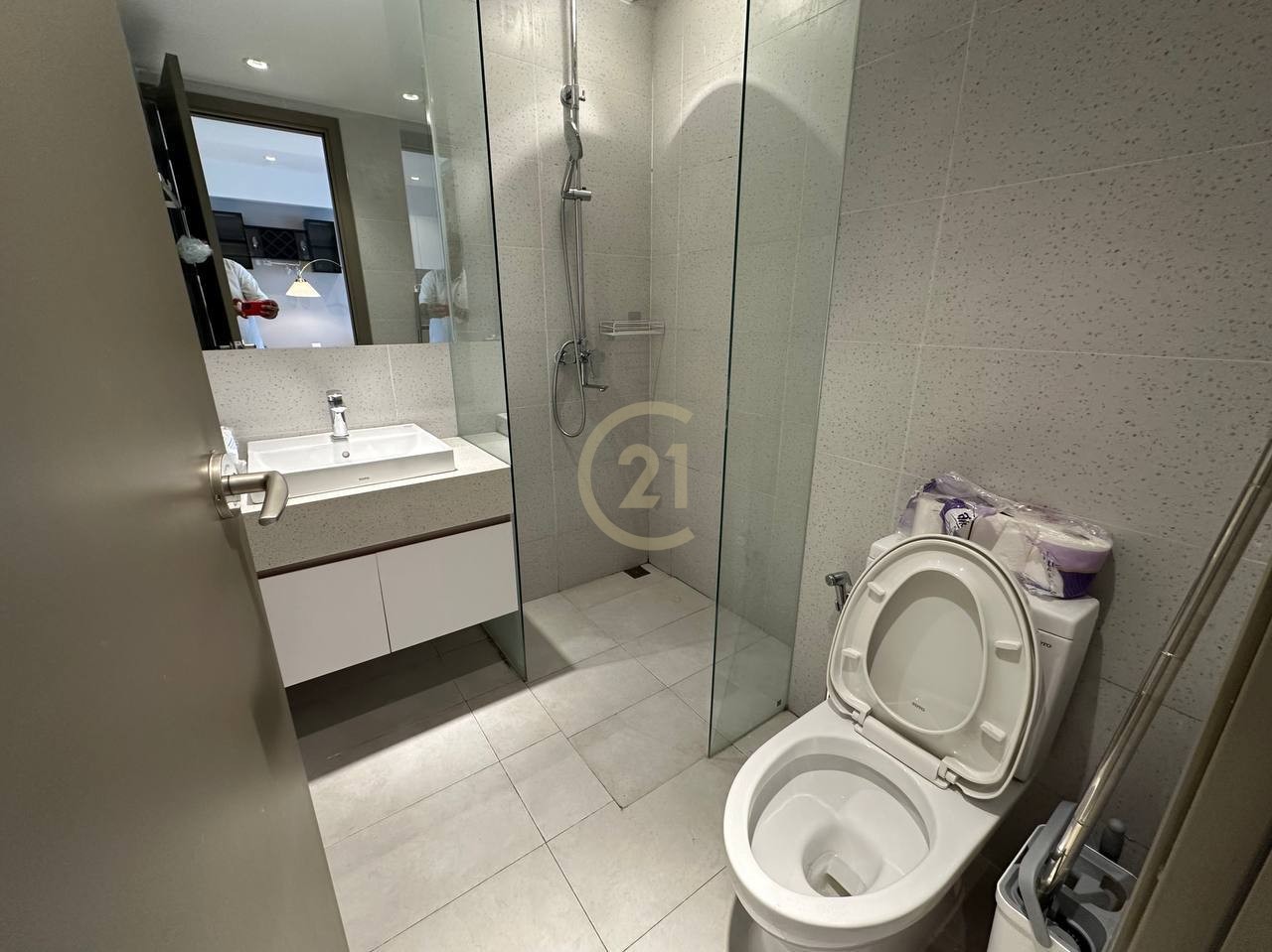 2 Bedroom Cono For Rent At Time Square 3