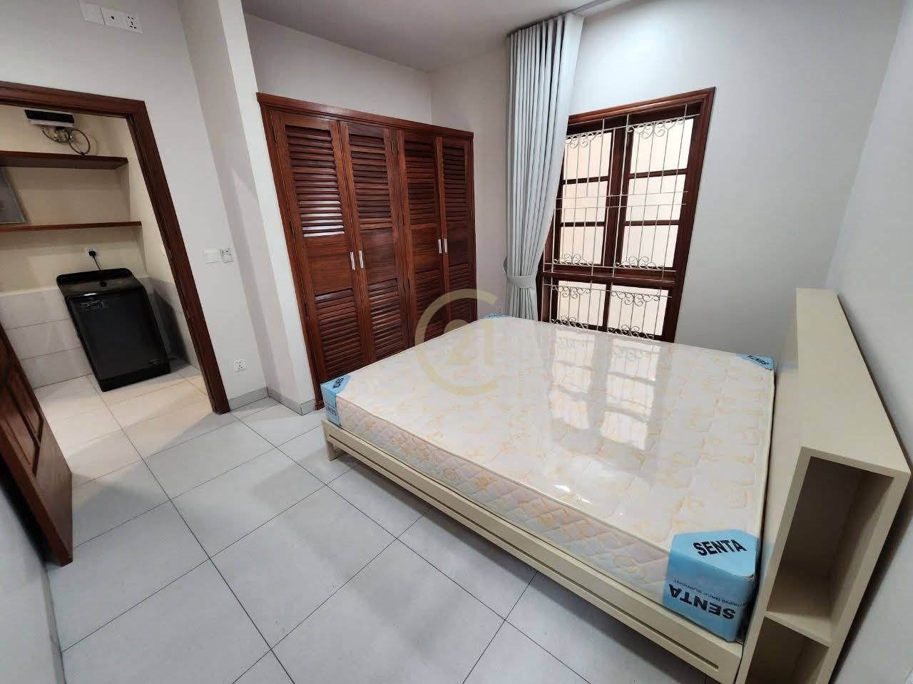 Luxury One Bedroom For Rent At BKK1