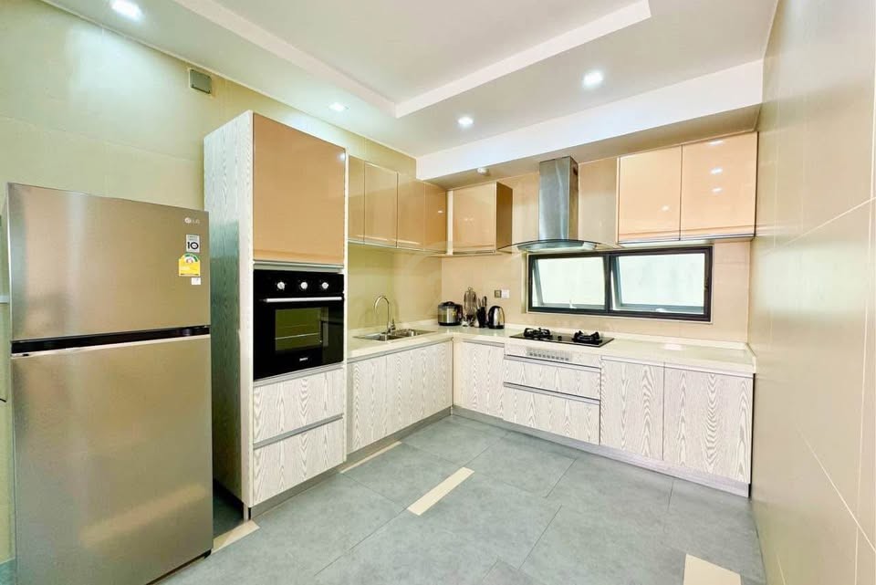 LUXURIOUS TWO BEDROOM FOR RENT-BKK1