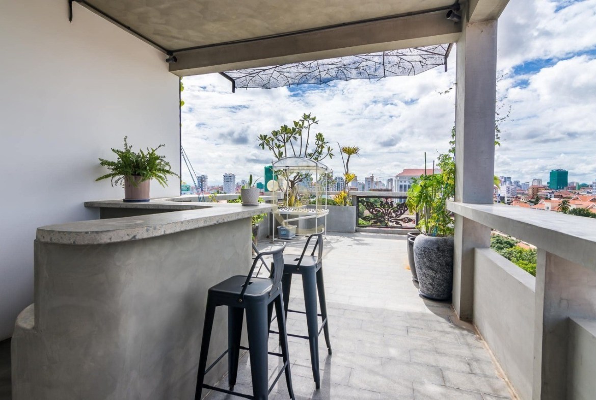 BEST DECORATION 1 BED FOR RENT AT TONLE BASSAC