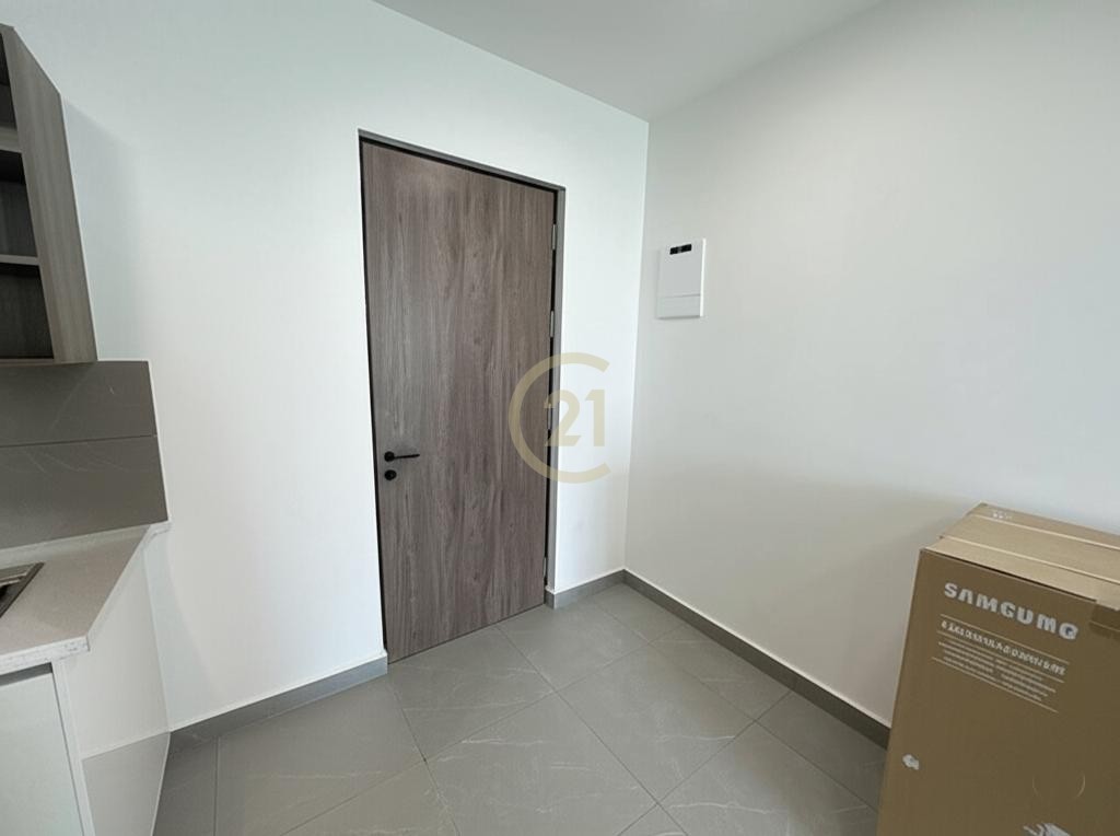 Gemini_Generated_Image_rxgir1rxgir1rxgi Wester Studio room for Sale At Urban Village