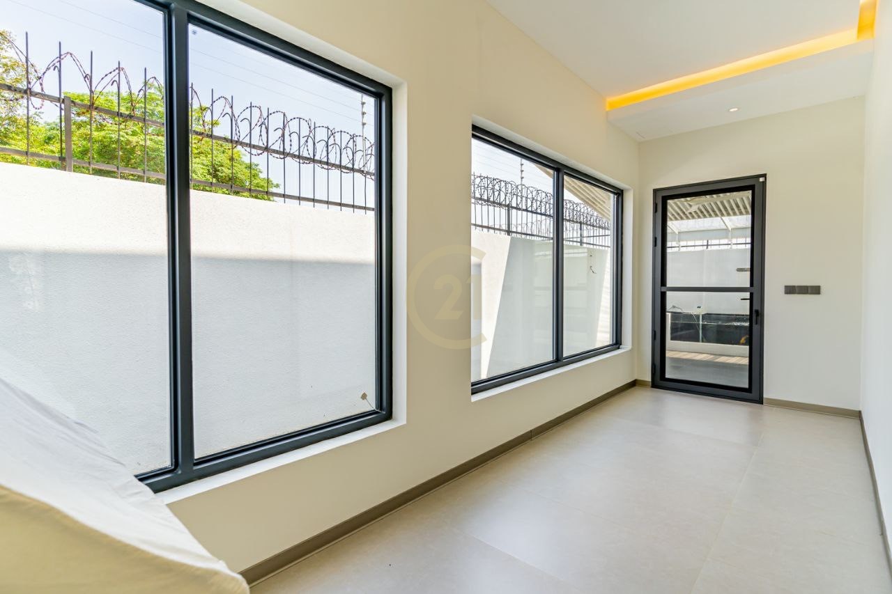 Modern Villa for Sale in Prek Eng | Pet-Friendly | Fully Furnished